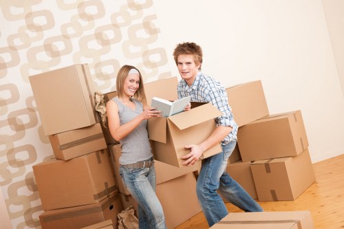 Customer ending a storage agreement and vacating a unit